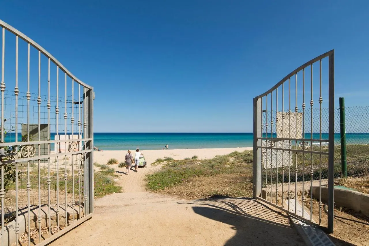 מוראברה Villaggio Camping Capo Ferrato